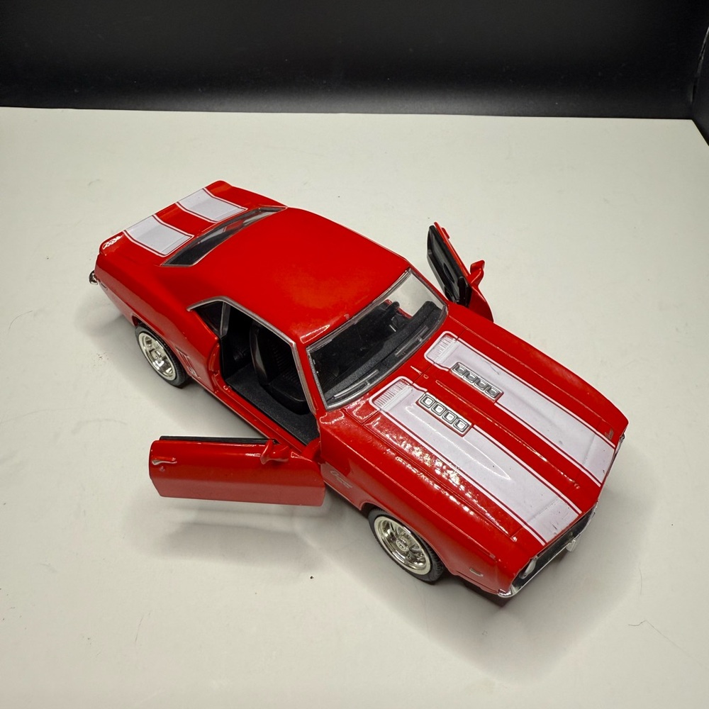 RMZ City 1969 Chevy Camaro SS 1:32 Die Cast Metal Model Pull Back Action